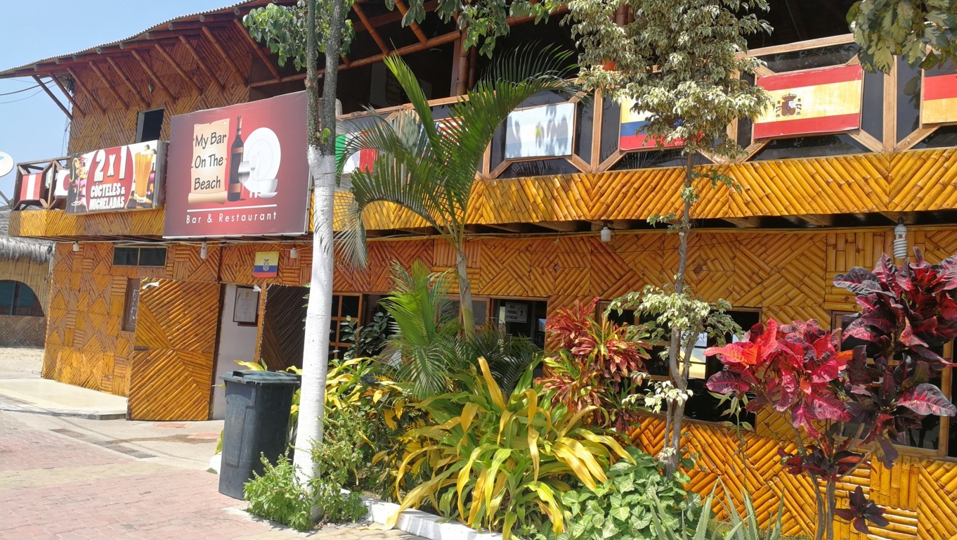 Foto de RESTAURANTE MY BAR ON THE BEACH
