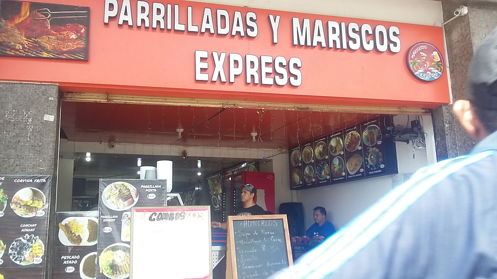 Foto de PARRILLADA DE MARISCO EXPRESS