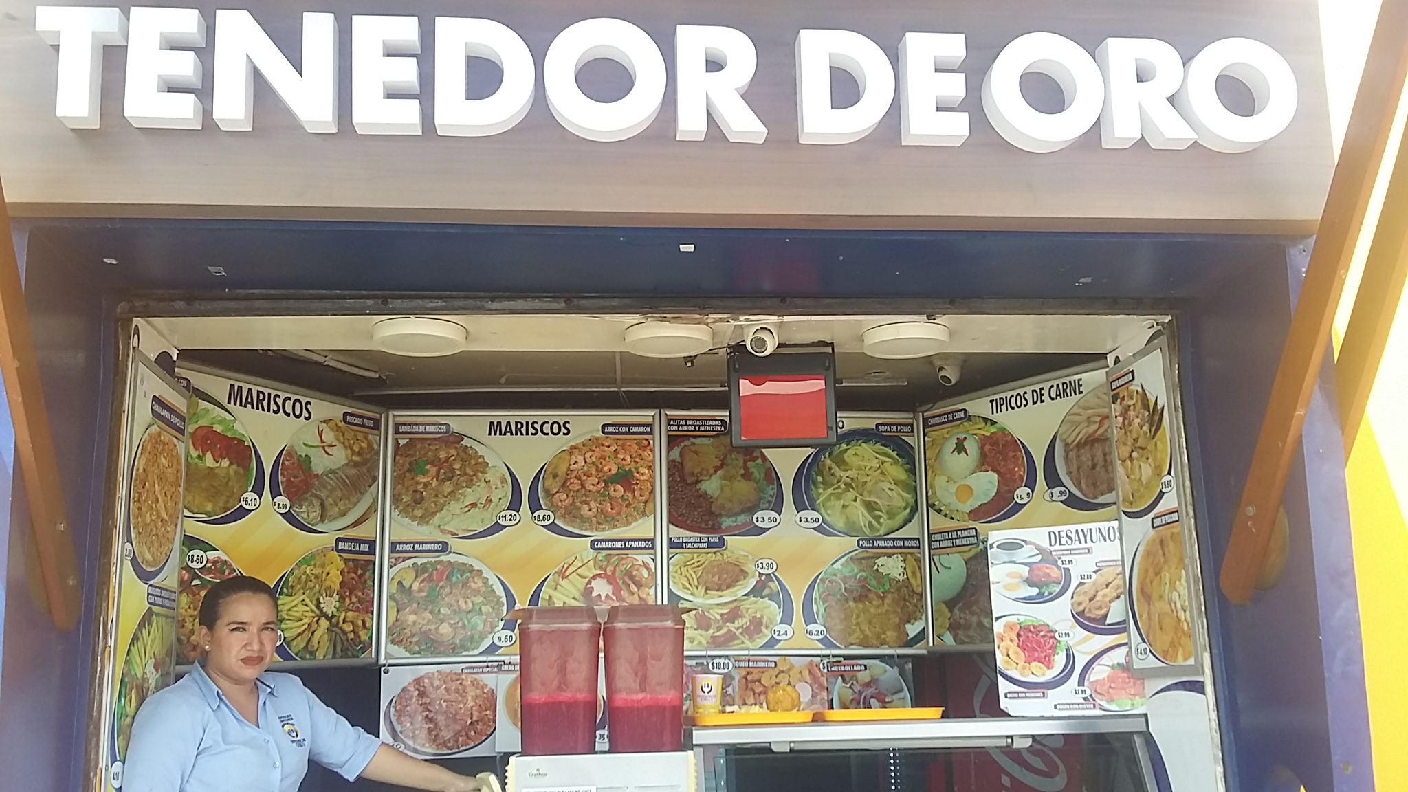 Foto de TENEDOR DE ORO