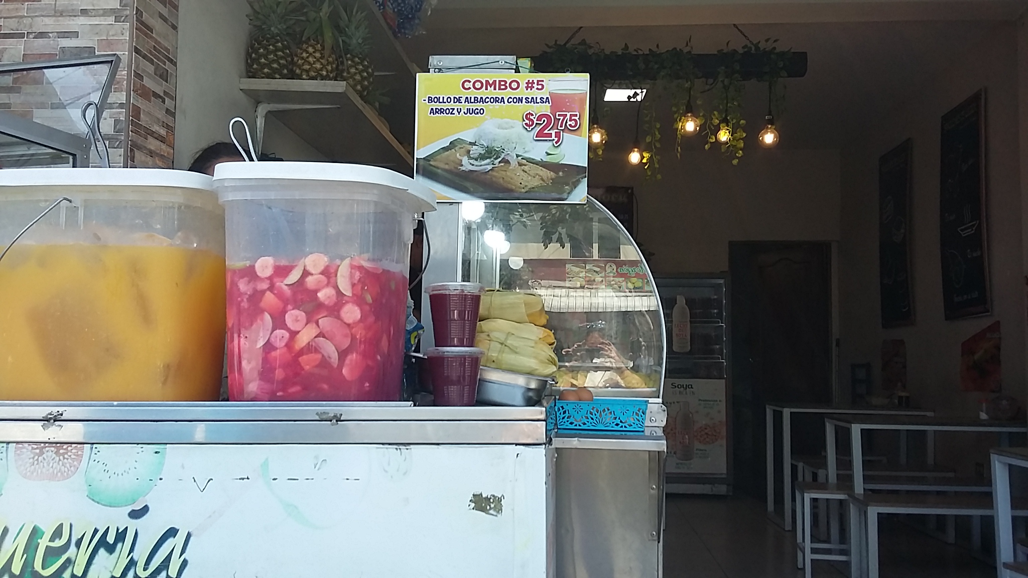 Foto de SANDUCHES WILSON Y ALMUERZOS