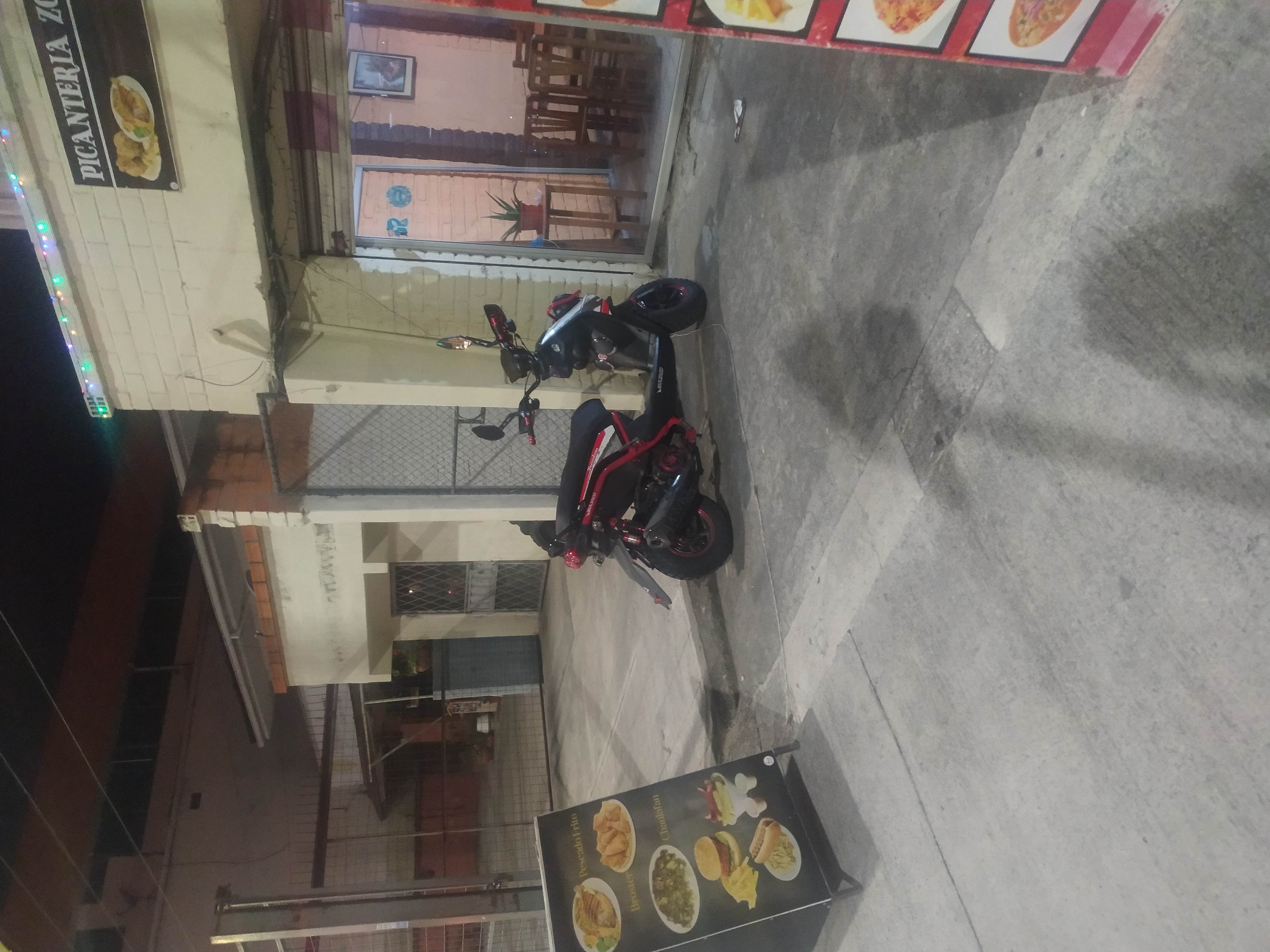 Foto de PICANTERIA ZONA ROSA