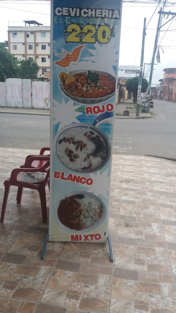 Foto de CEVICHE 220