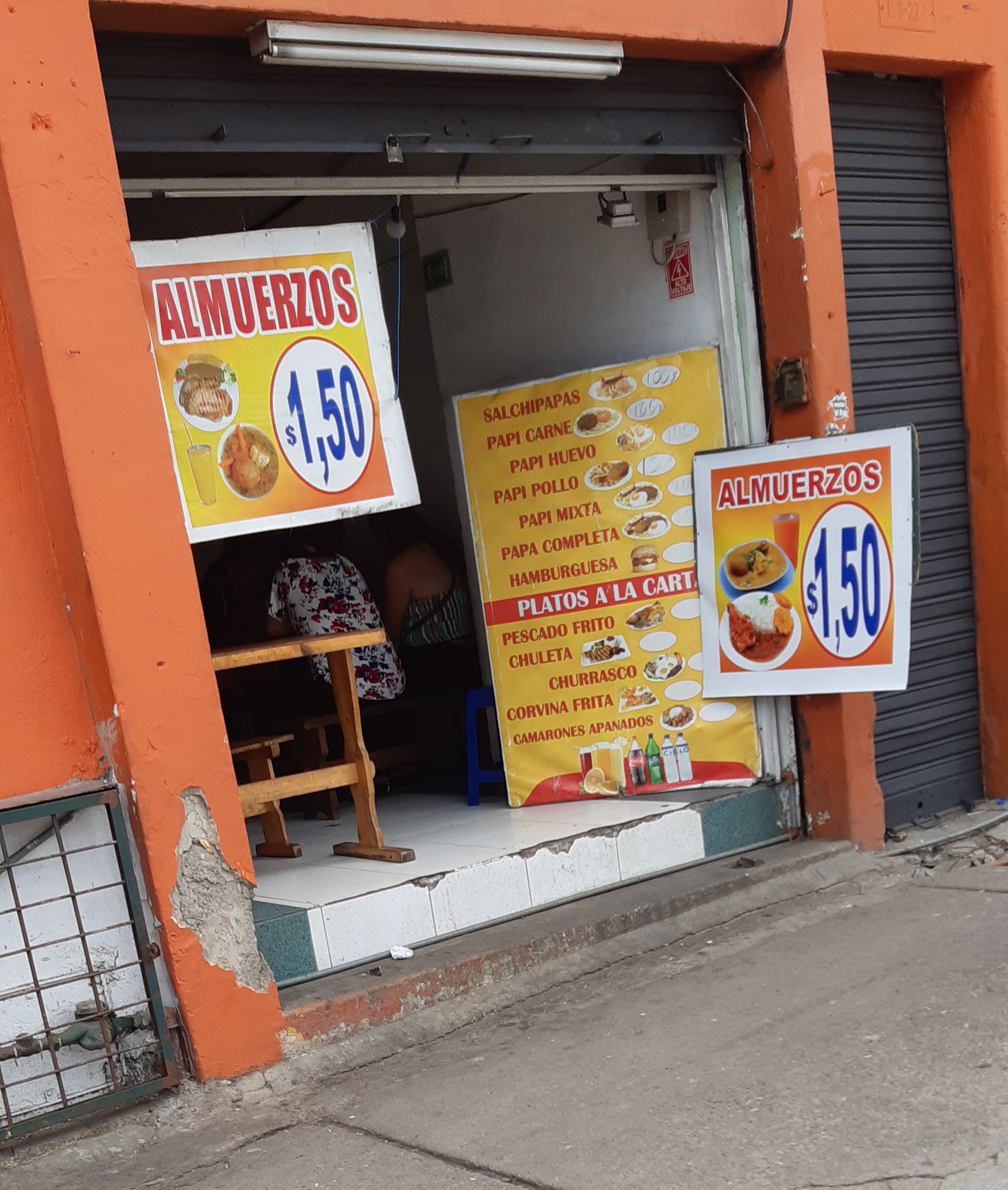 Foto de ALMUERZOS Y ENCEBOLLADOS