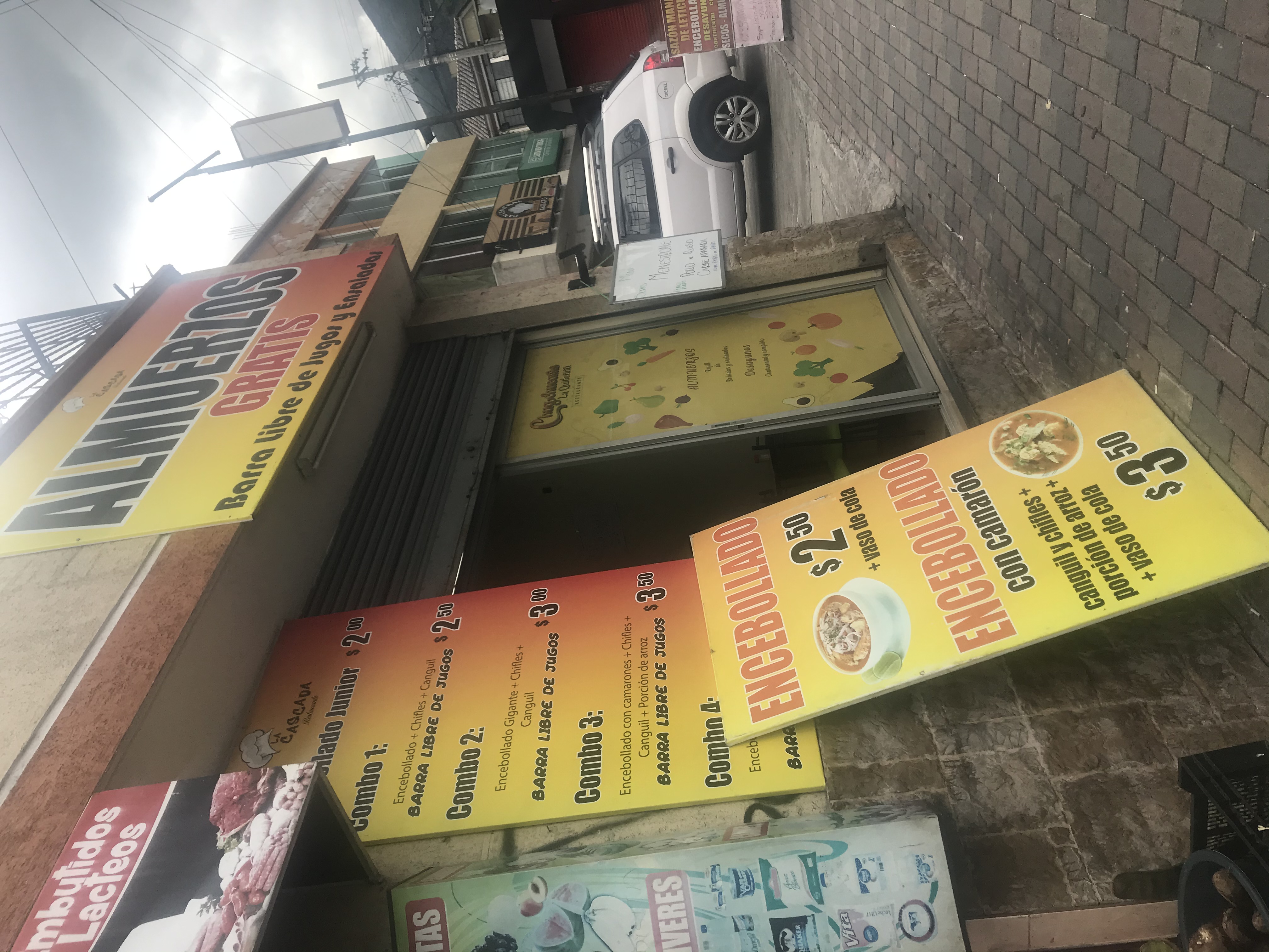 Foto de CHUGCHUCARAS LA QUITEñITA