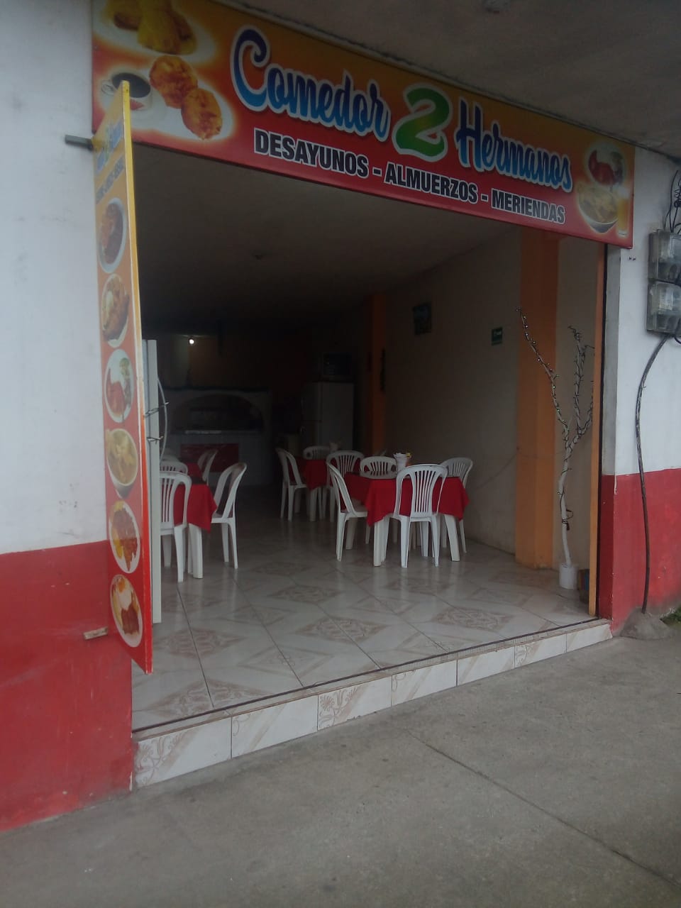 Foto de COMEDOR 2 HERMANOS