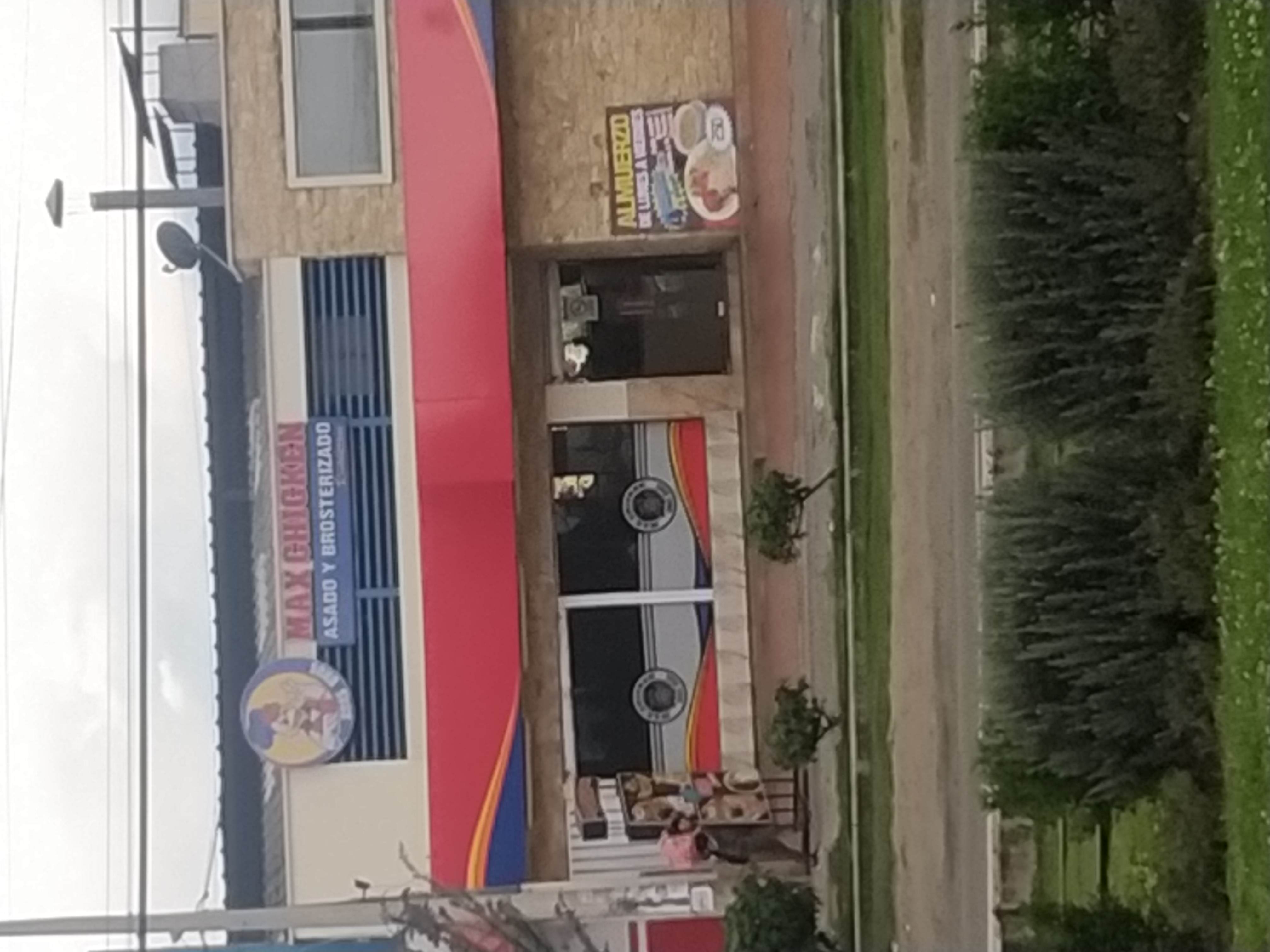 Foto de MAX CHICKEN