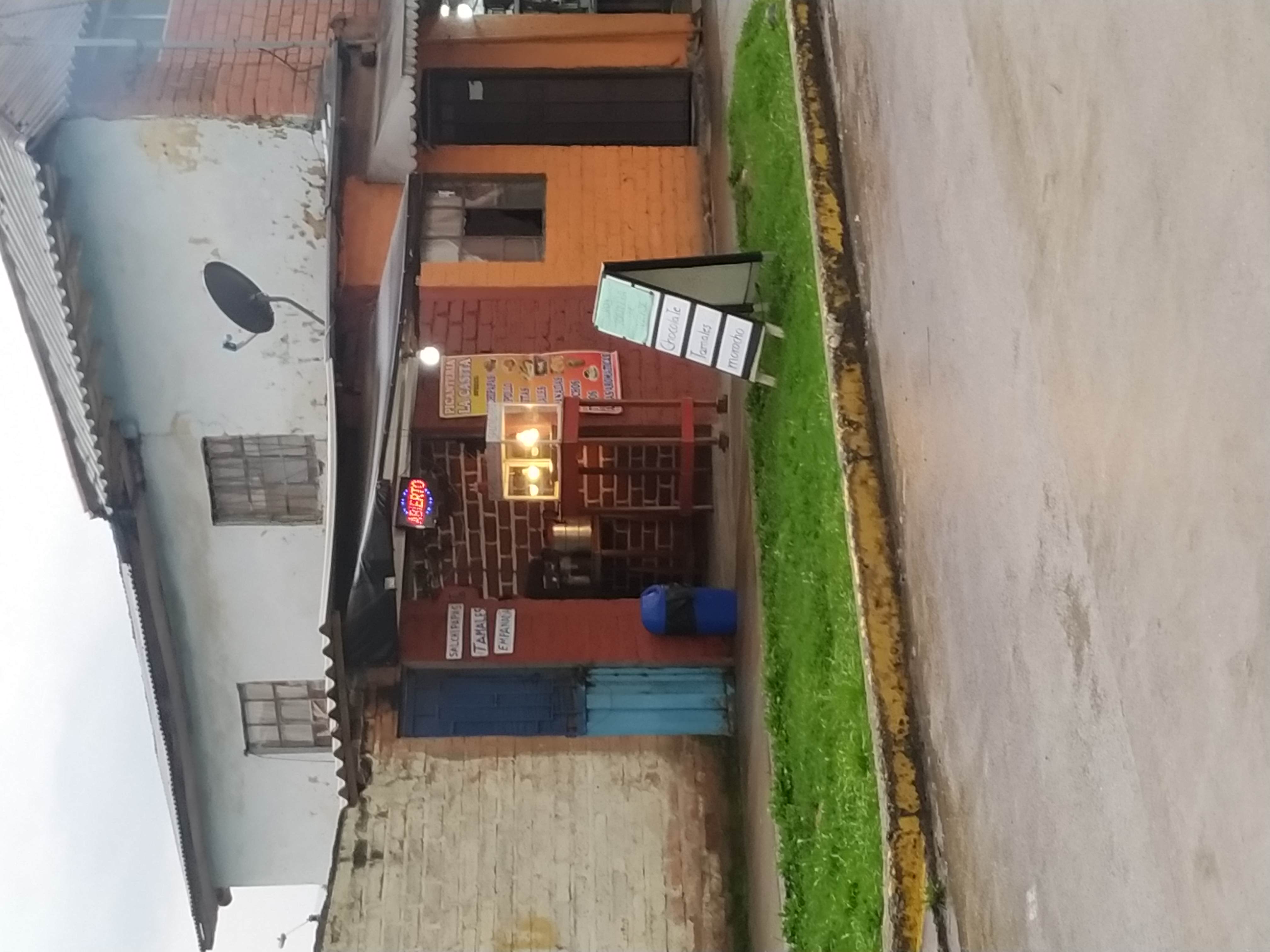 Foto de PICANTERIA LA CASITA