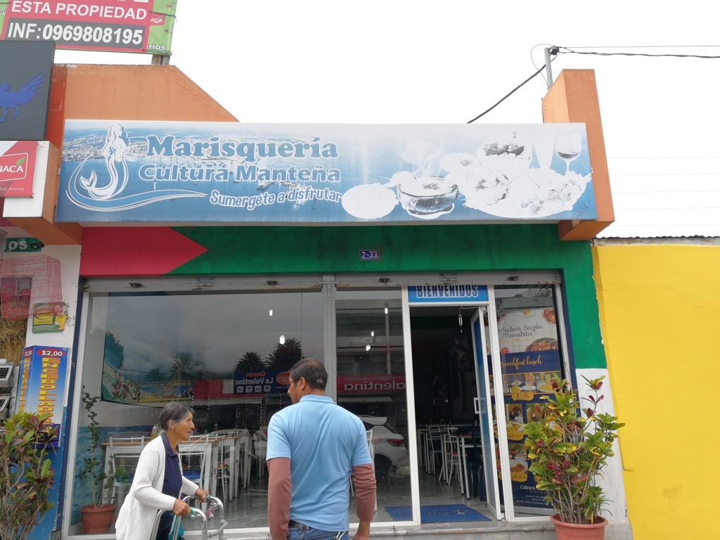 Foto de MARISQUERIA CULTURA MANTEñA