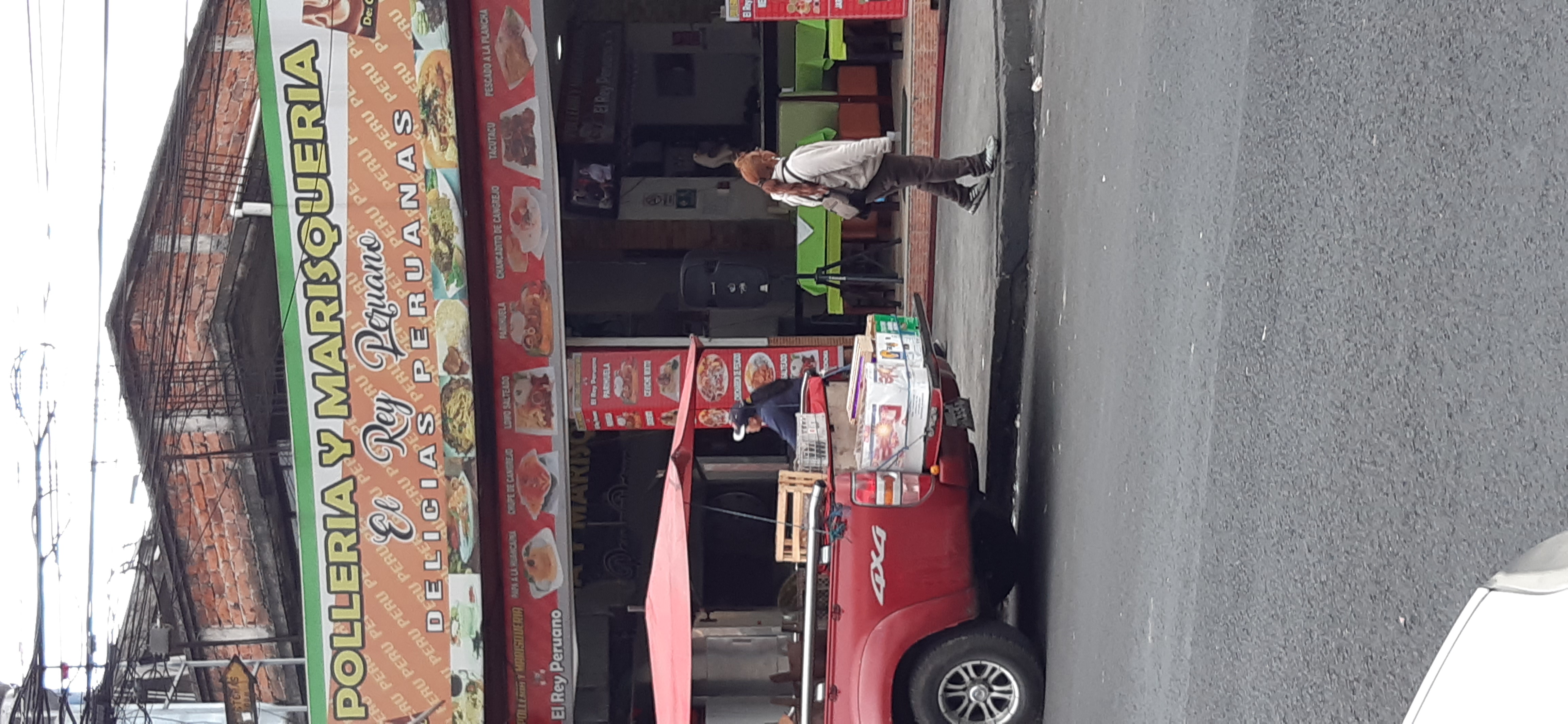 Foto de POLLERíA Y MARISQUERIA EL REY PERUANO