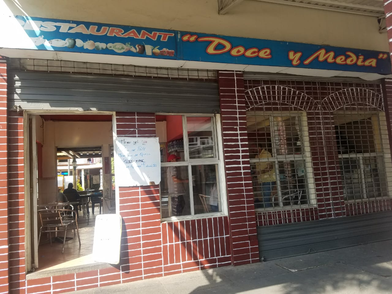 Foto de DOCE Y MEDIA